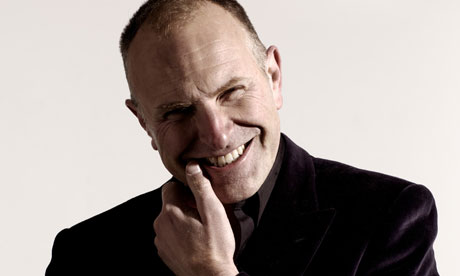 Sharp delivery, slick storytelling: Simon Evans displays utter composure with his casual conversational style. Pic: guardian.co.uk